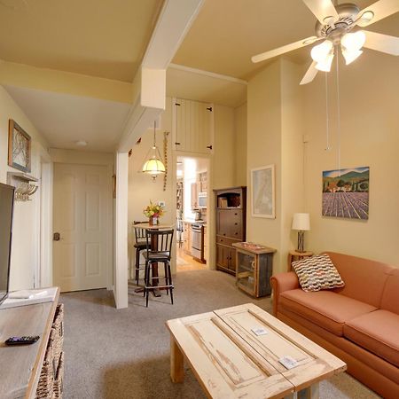 Walk To Water St And River Quaint Saugatuck Apt Extérieur photo