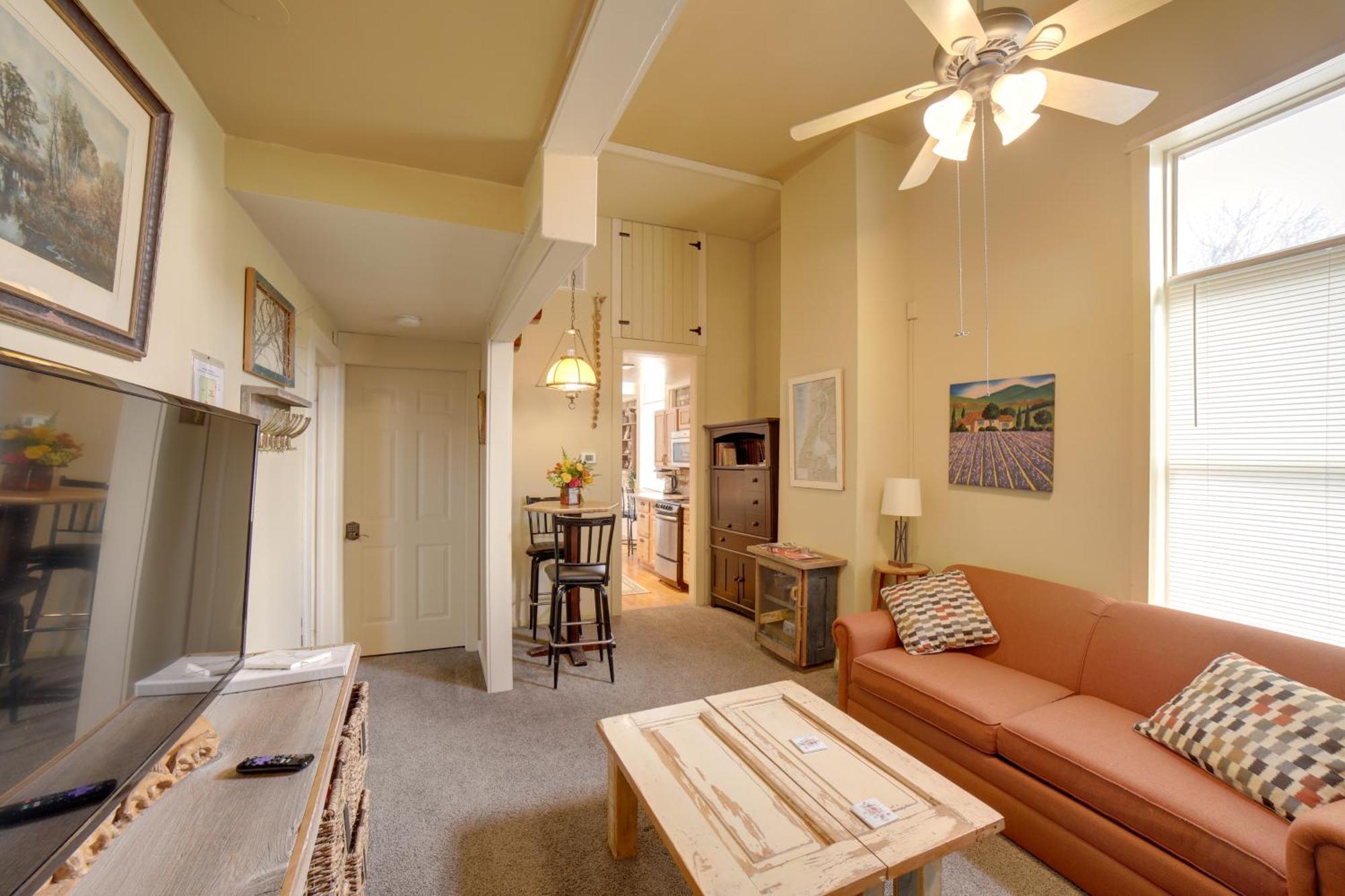 Walk To Water St And River Quaint Saugatuck Apt Extérieur photo
